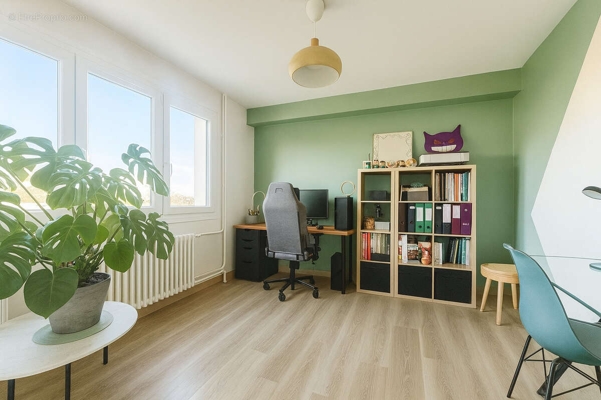 Appartement à SAINT-PRIEST-EN-JAREZ