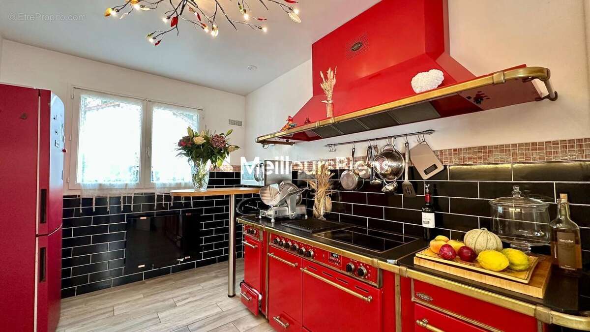 Maison à LE PLESSIS-ROBINSON