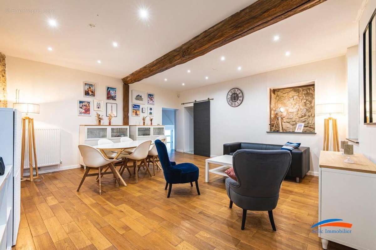  - Maison à HERMONVILLE