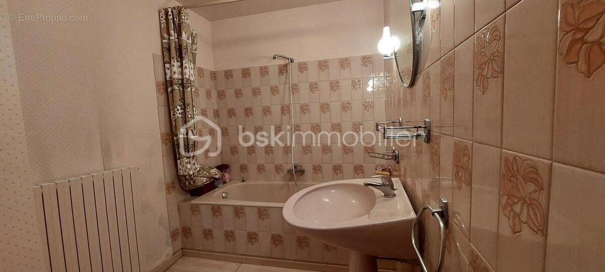 Maison à SAINT-GIRONS-D&#039;AIGUEVIVES