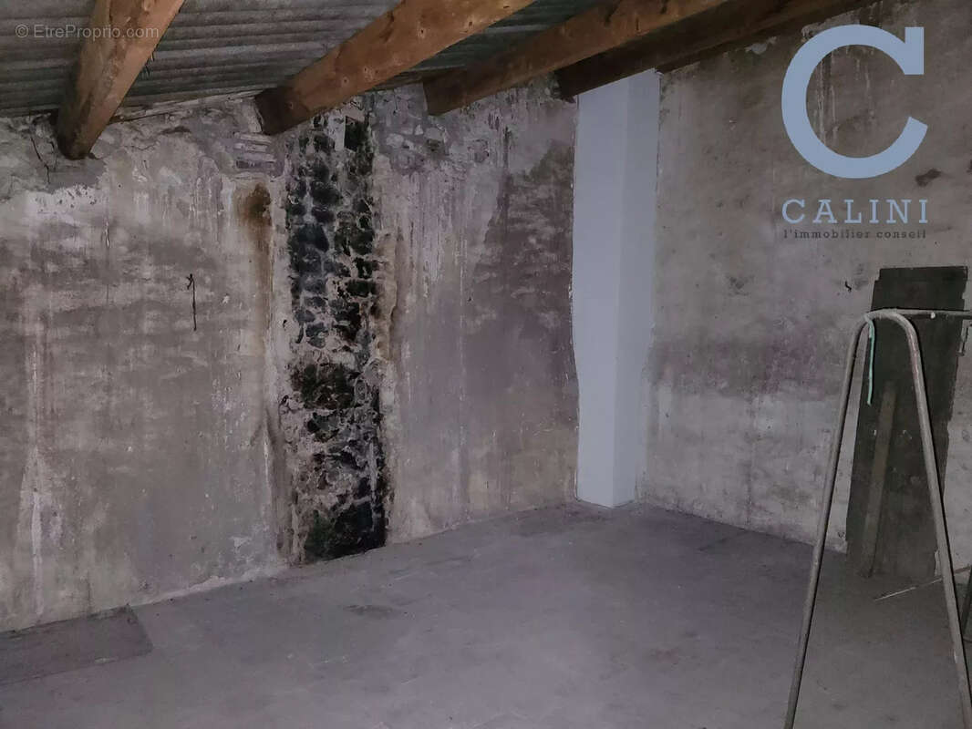 Maison à SAINT-GENIES-DE-MALGOIRES