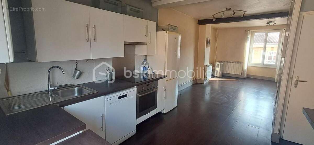 Appartement à RIVES
