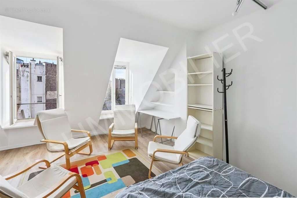 Appartement à PARIS-8E