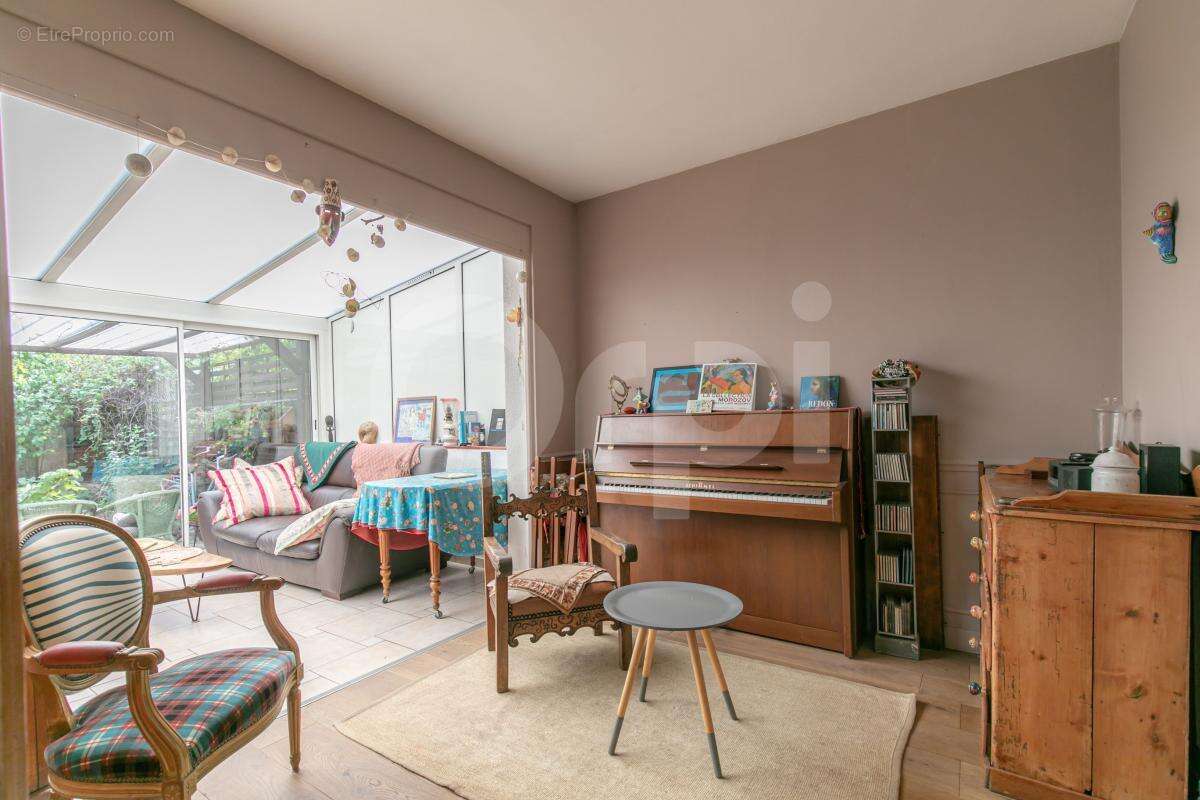 Appartement à CHAMPIGNY-SUR-MARNE