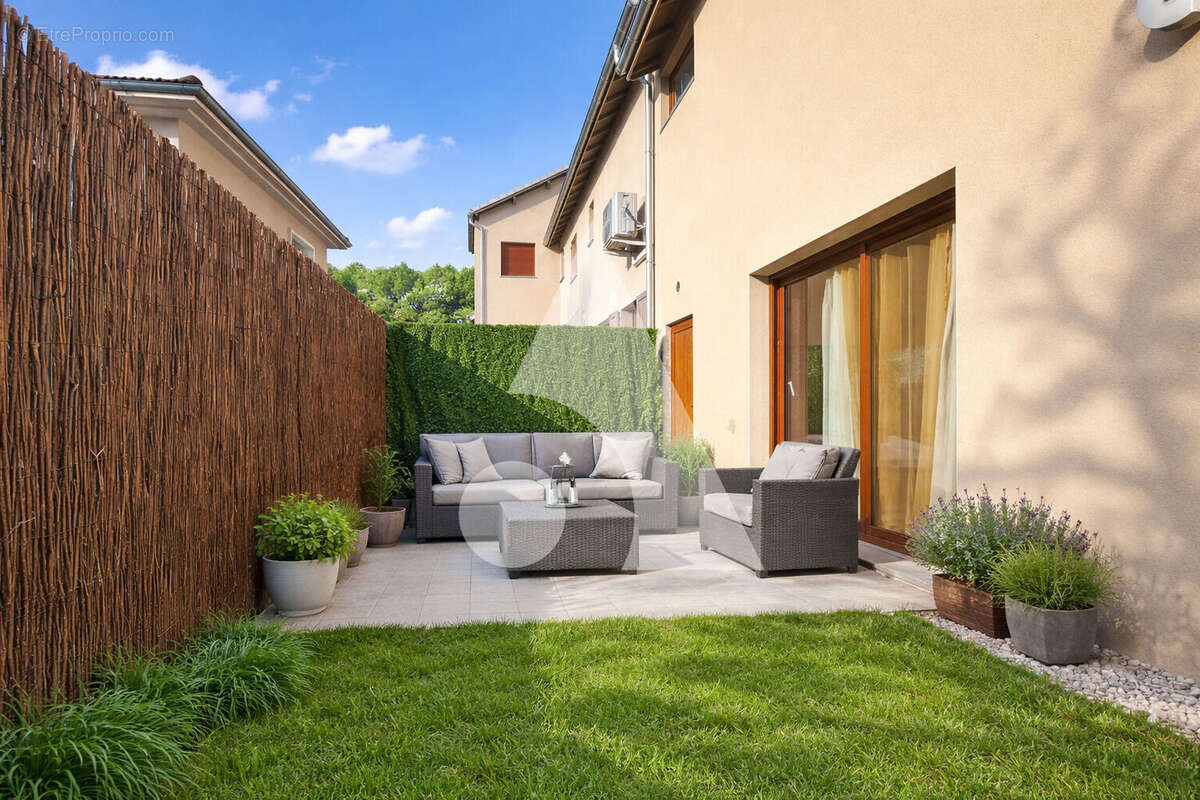 Appartement à CHORGES
