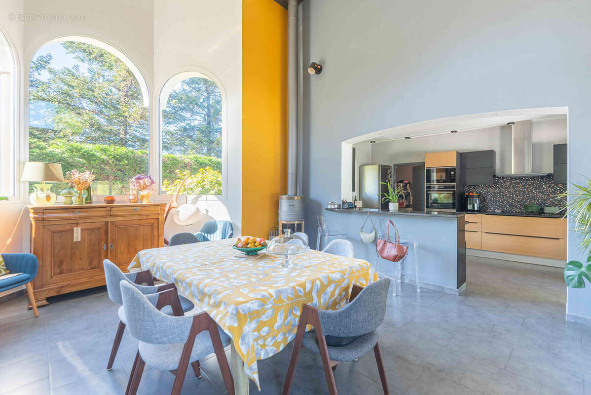 Maison à LATRESNE