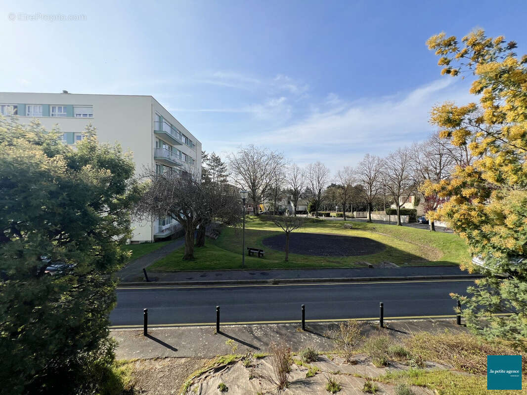 Appartement à HEROUVILLE-SAINT-CLAIR