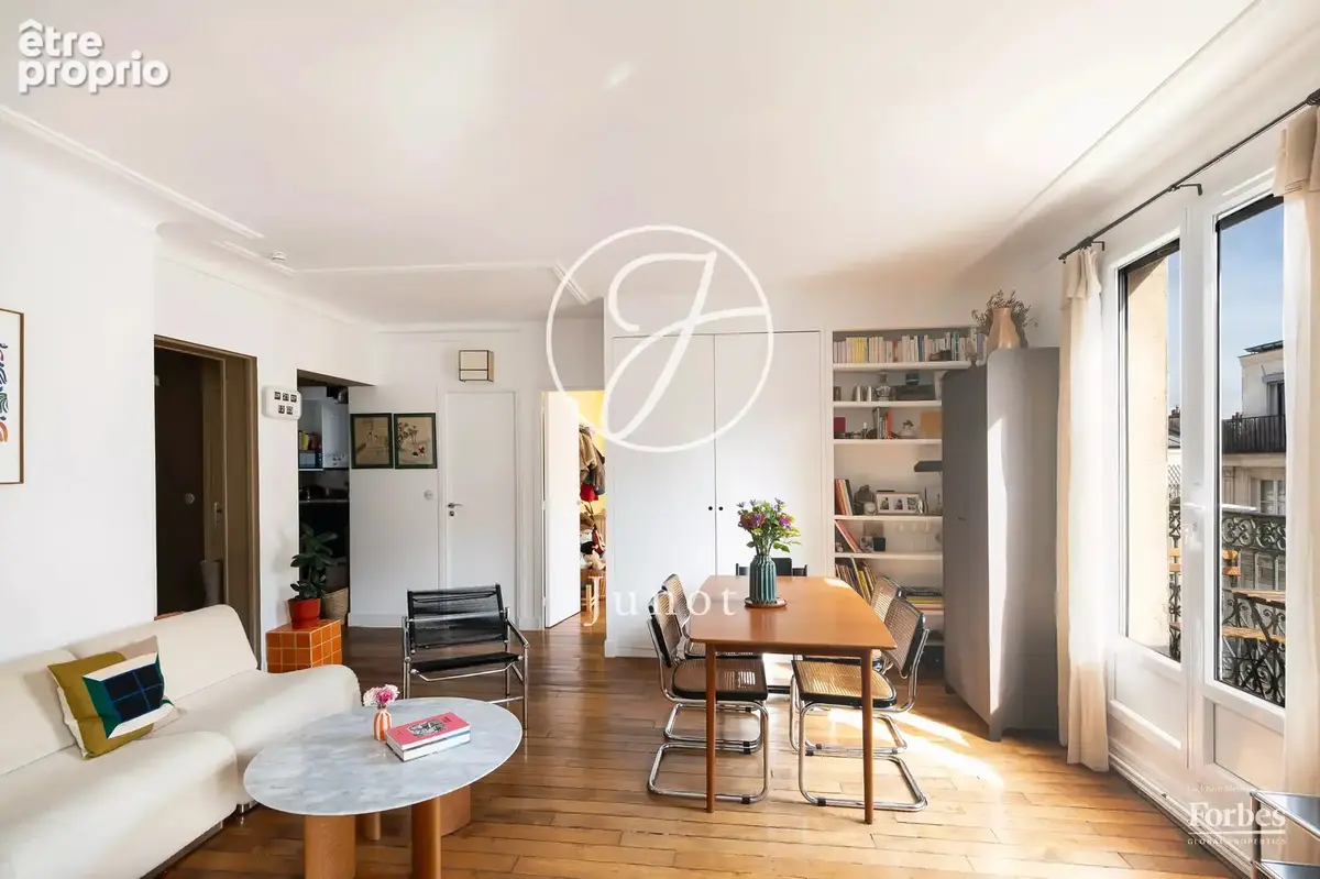 Paris 18e - JULES JOFFRIN / RUE HERMEL - Appartement - 3 pièces - 61.15m² Carrez - 2 chambres - Balcon - photo 7