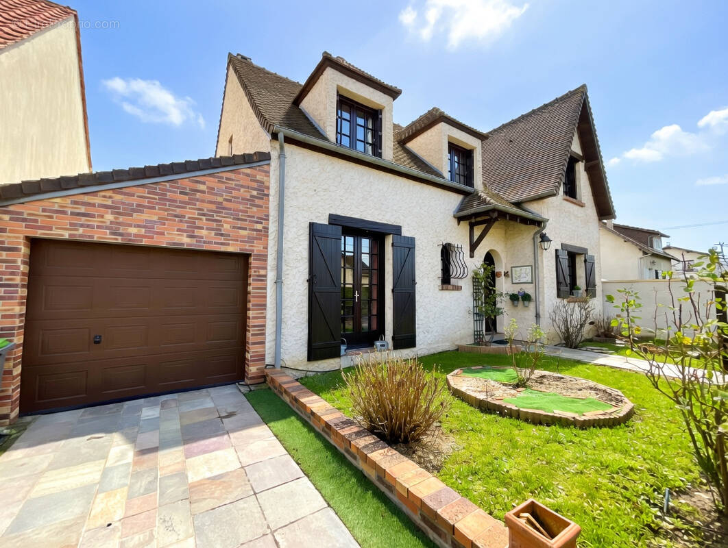 Maison à CONFLANS-SAINTE-HONORINE