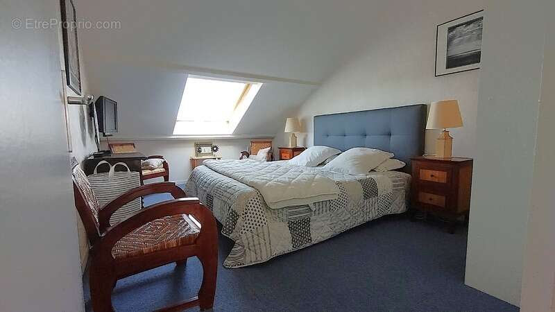 Appartement à COMBRIT