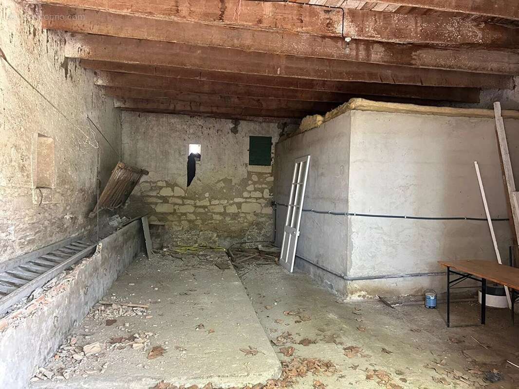 EXCLUSIVITE : Maison Saint Remy De Provence 57,5 m2 et une grange de 128m2 - photo 13