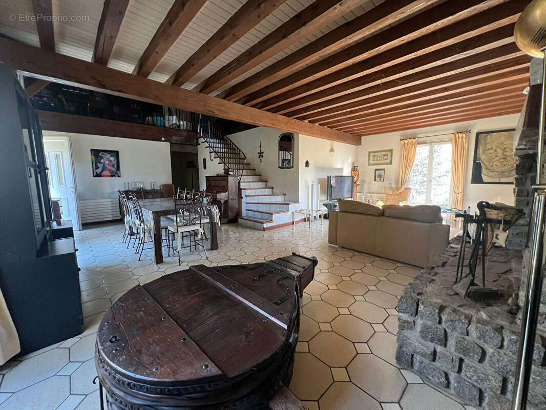 Maison à MORNANT