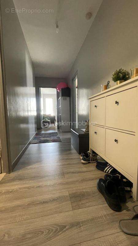 Appartement à THIAIS