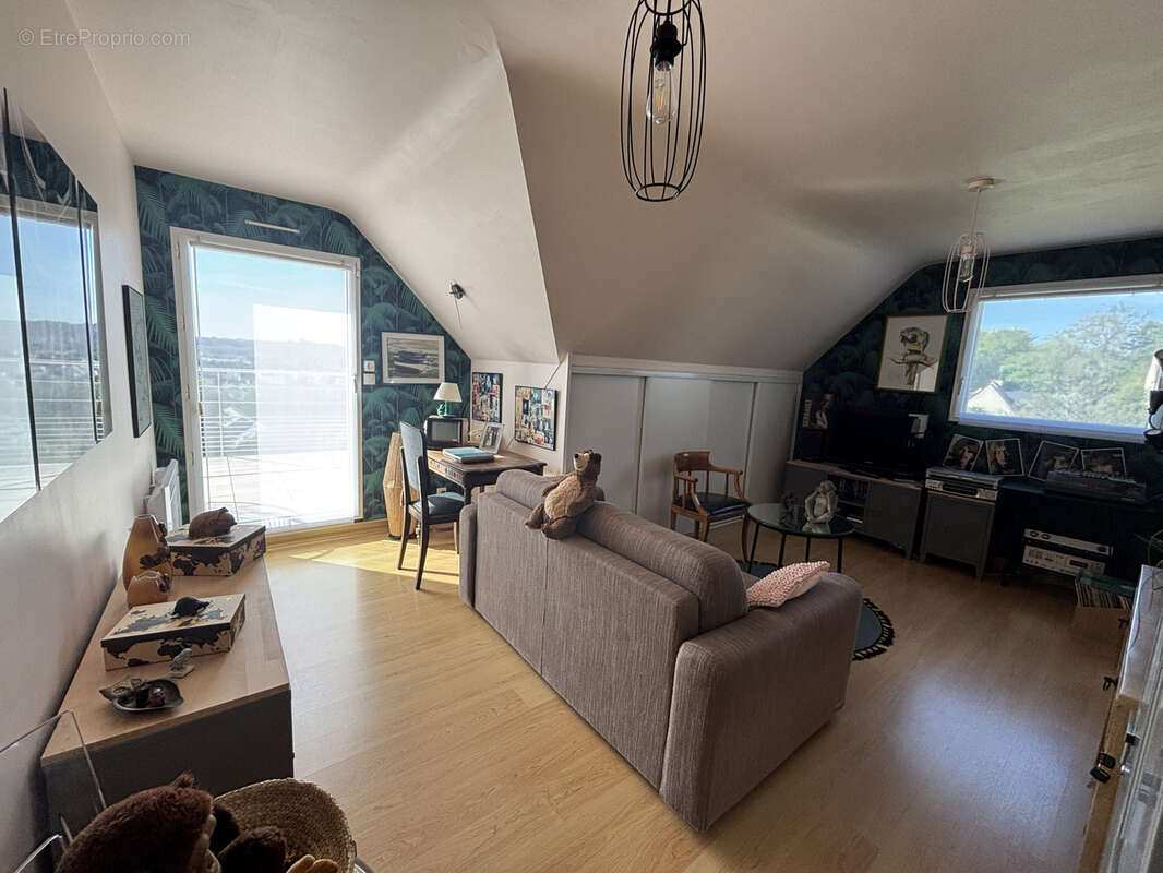 Maison à LE RELECQ-KERHUON