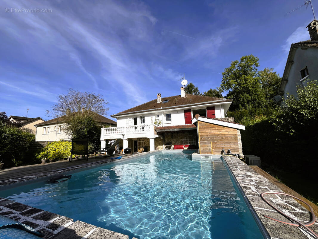 Maison à SAINT-PREST