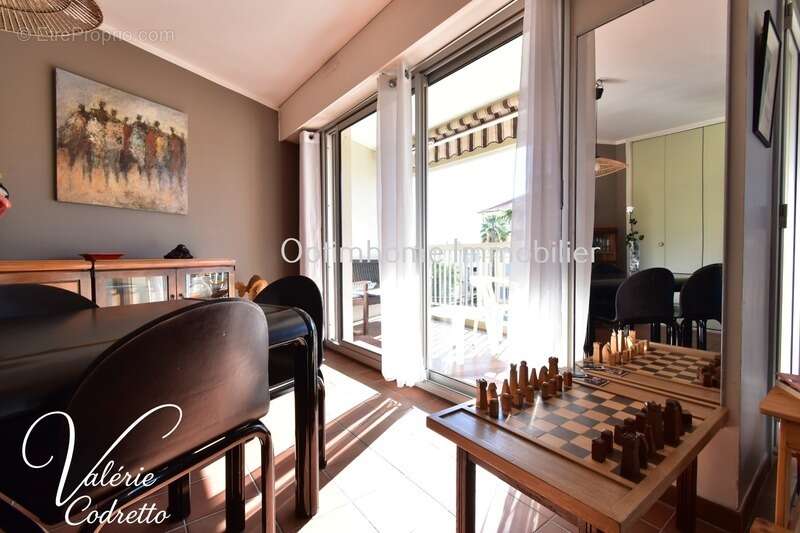 Appartement à HYERES