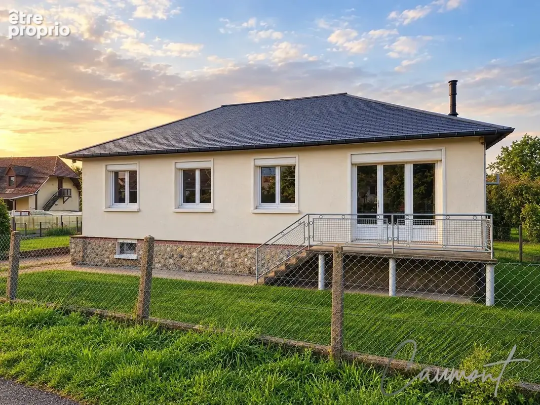 Photo Maison à La Trinite-Du-Mont au prix de 162 000€