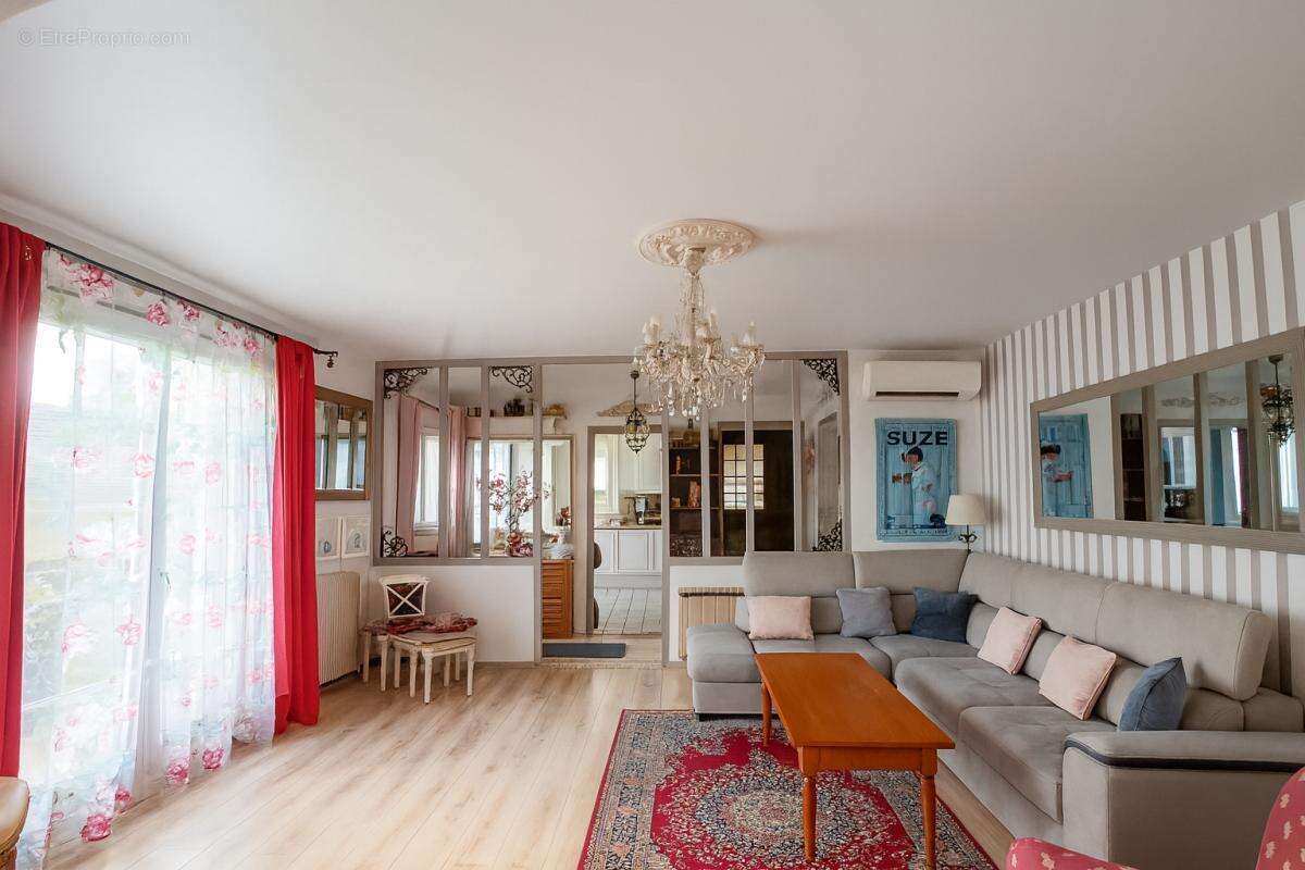 Maison à ECQUEVILLY