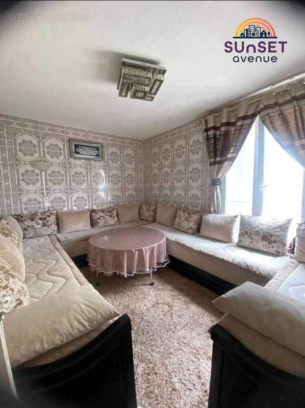 Appartement à COLOMBES