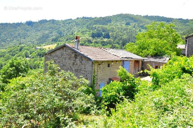 Maison à INTRES