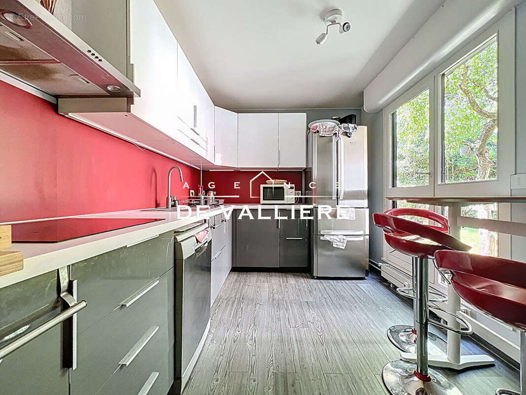 Appartement à NANTERRE