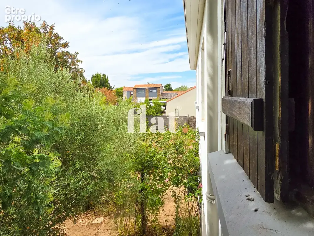 Saint-julien   maison 190 m2 utiles - 140 m2 hab garages - atelier - indépendant - photo 2