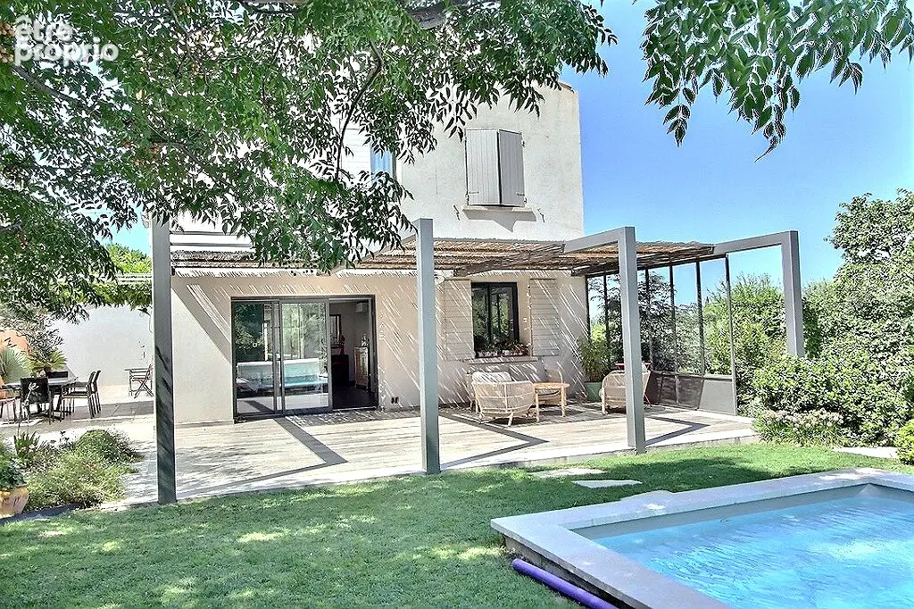 MAISON DE VILLE A VENDRE SAINT DIDIER 150 m² sur 750 m² de terrain avec piscine - photo 4