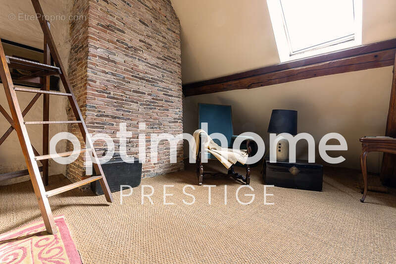 Maison à MORET-SUR-LOING