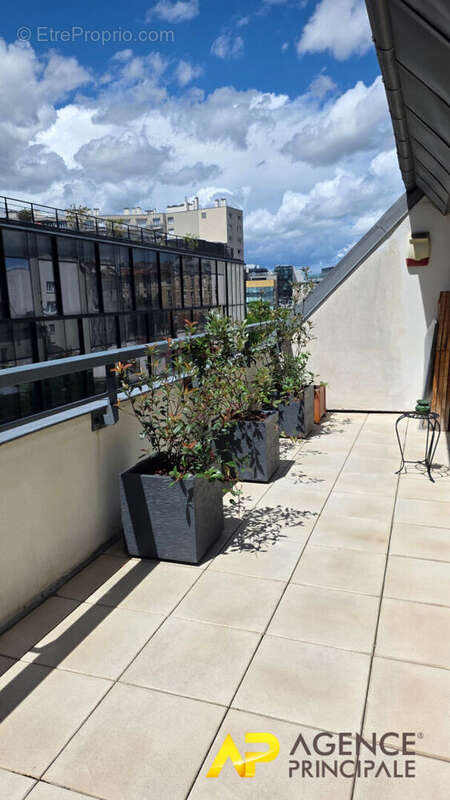 Appartement 3 pièces lumineux au dernier étage à La Garenne-Colombes - photo 8