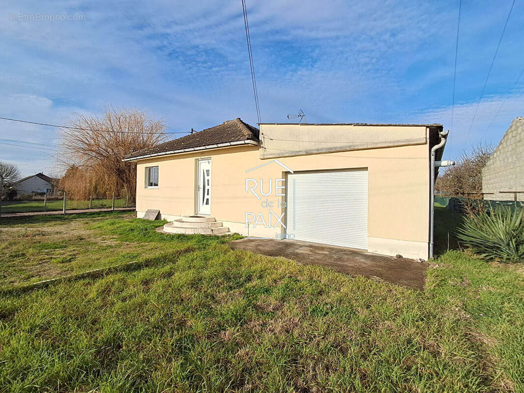Maison à THURE