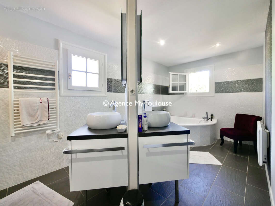 Maison à MONTASTRUC-LA-CONSEILLERE