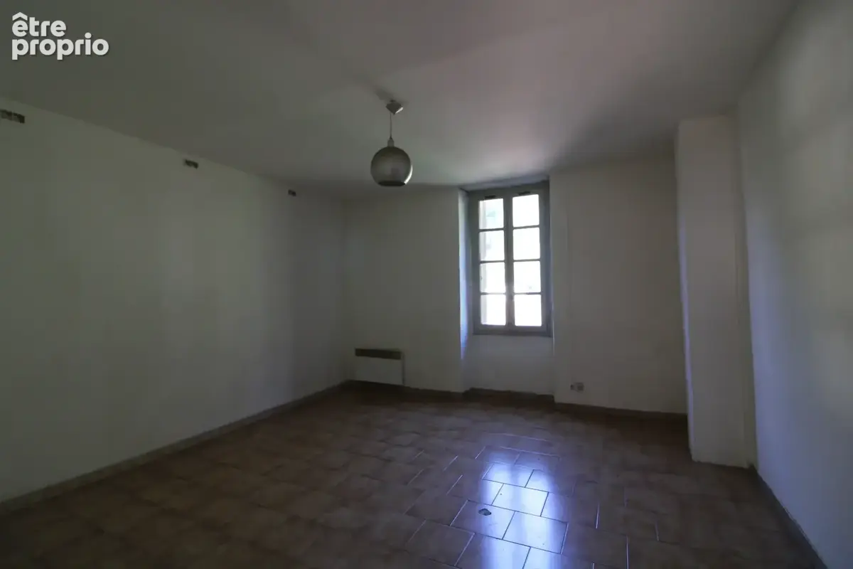 IMMEUBLE d'un total de 525 m2. - photo 17