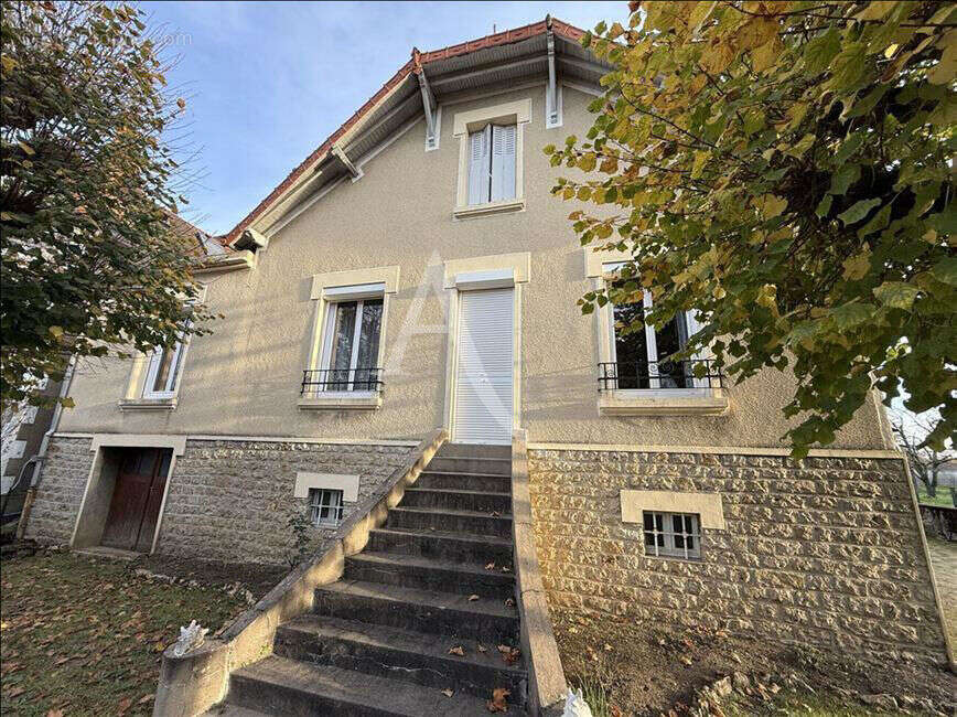 EN VENTE -  FOURCHAMBAULT  - Maison 3 chambres et bureaux terrain - photo 8