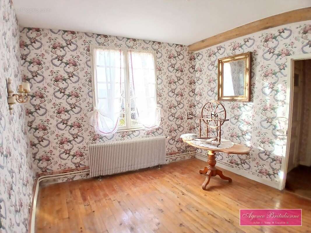 Maison à BRETEUIL
