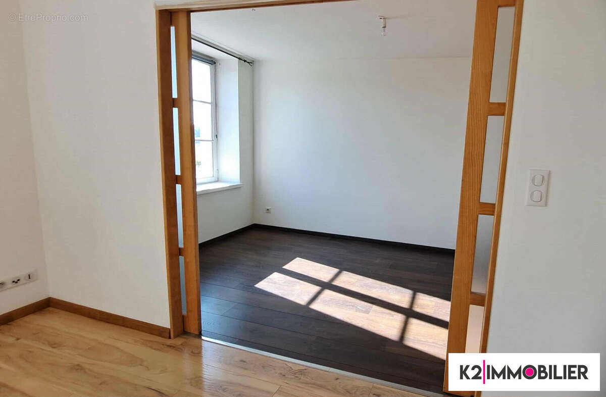 Appartement à MONTBOUCHER-SUR-JABRON