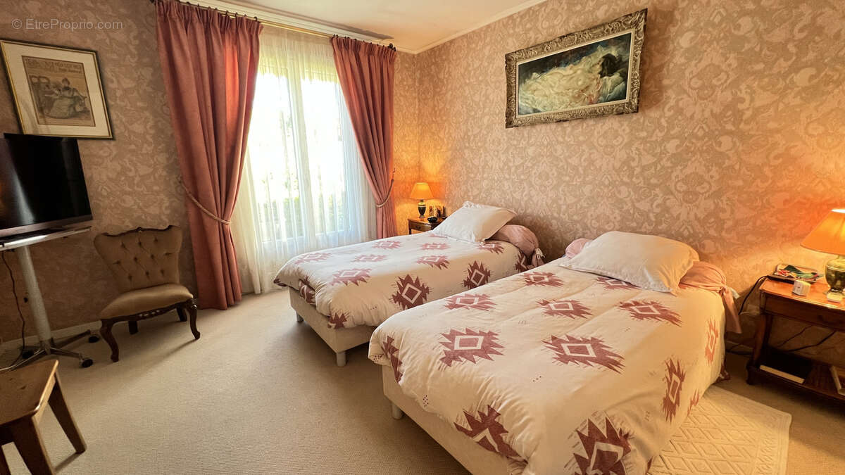 Maison à LA FERTE-ALAIS