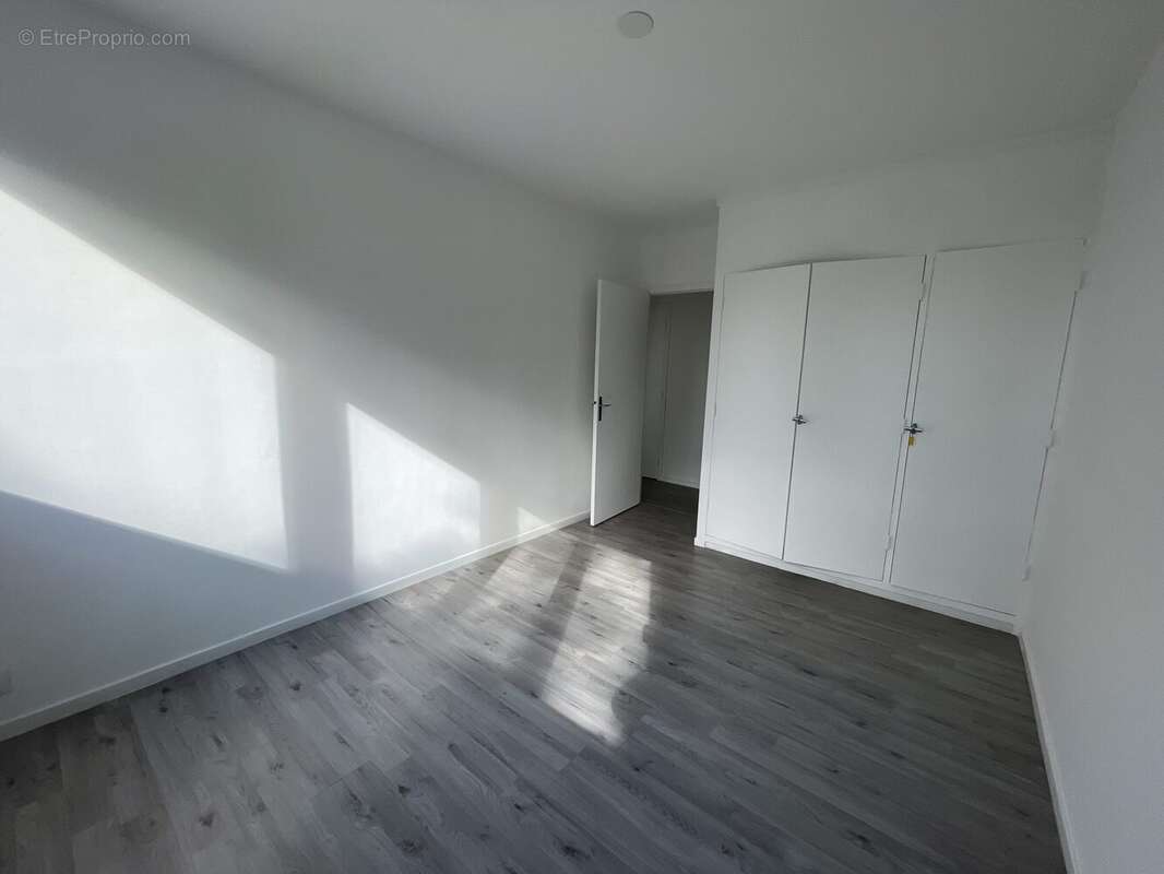 Appartement 87 m² à Lys-Lez-Lannoy  - photo 5