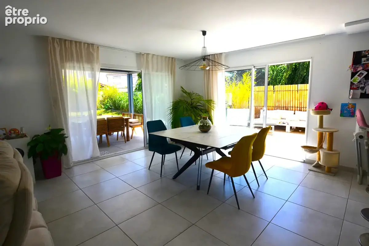 Maison Soucieu En Jarrest 5 pièce(s) 135.63 m2 - photo 9