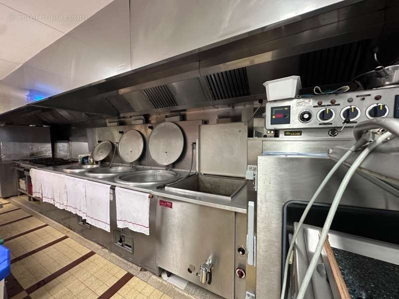 Commerce à LE NEUBOURG