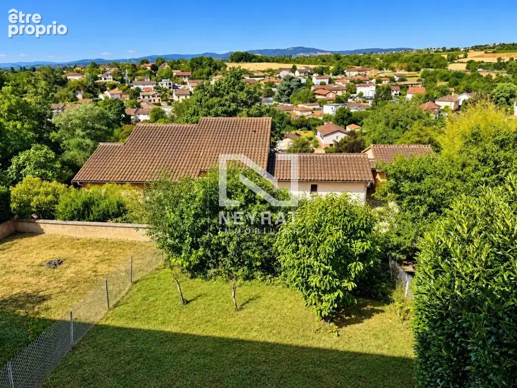 Affaire ! Maison familiale à fort potentiel avec double jardin, quartier calme - photo 19