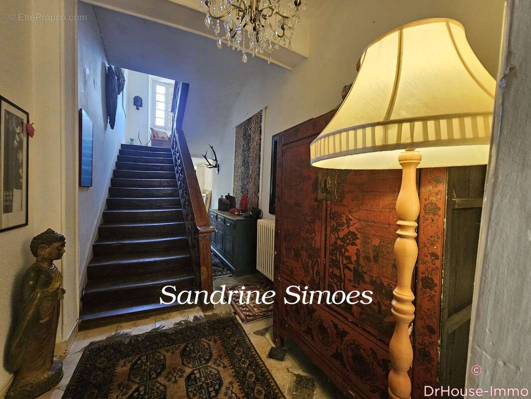 Maison 290 m² à Montmorillon  - photo 14