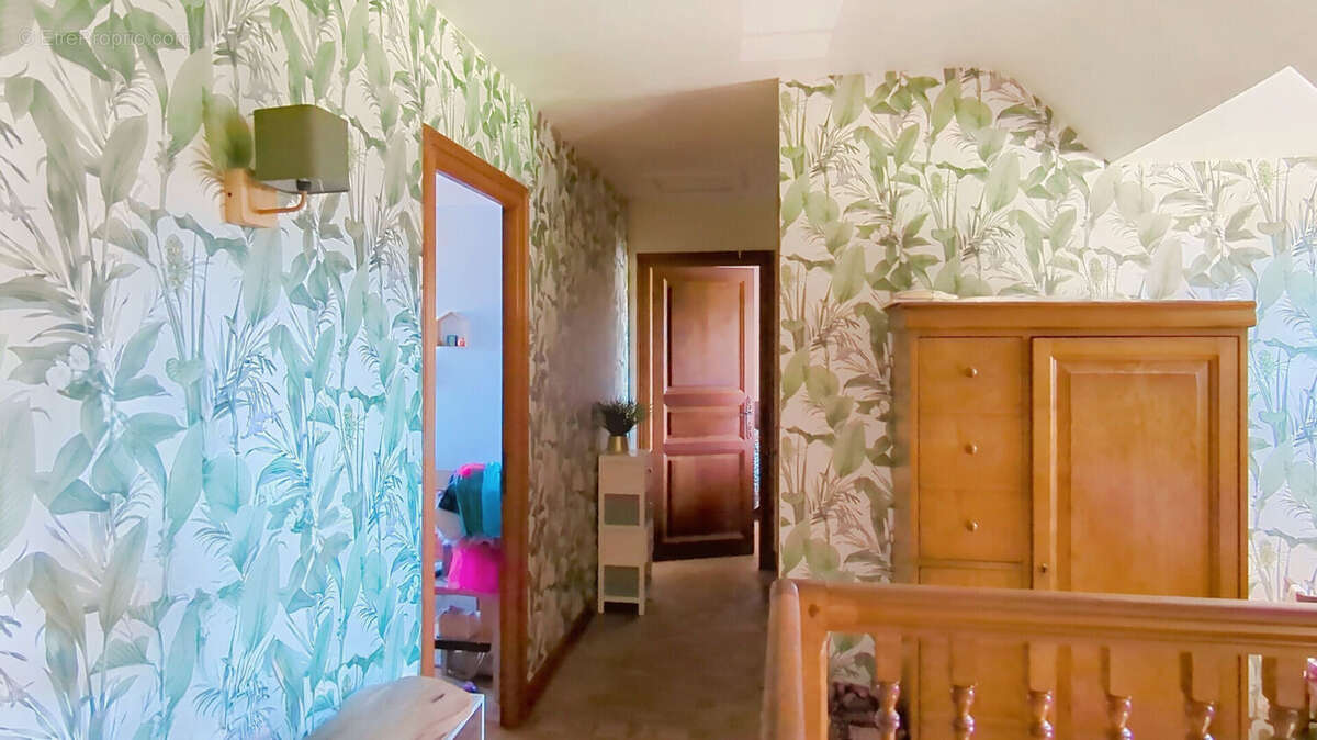 Maison à PLOUGRESCANT