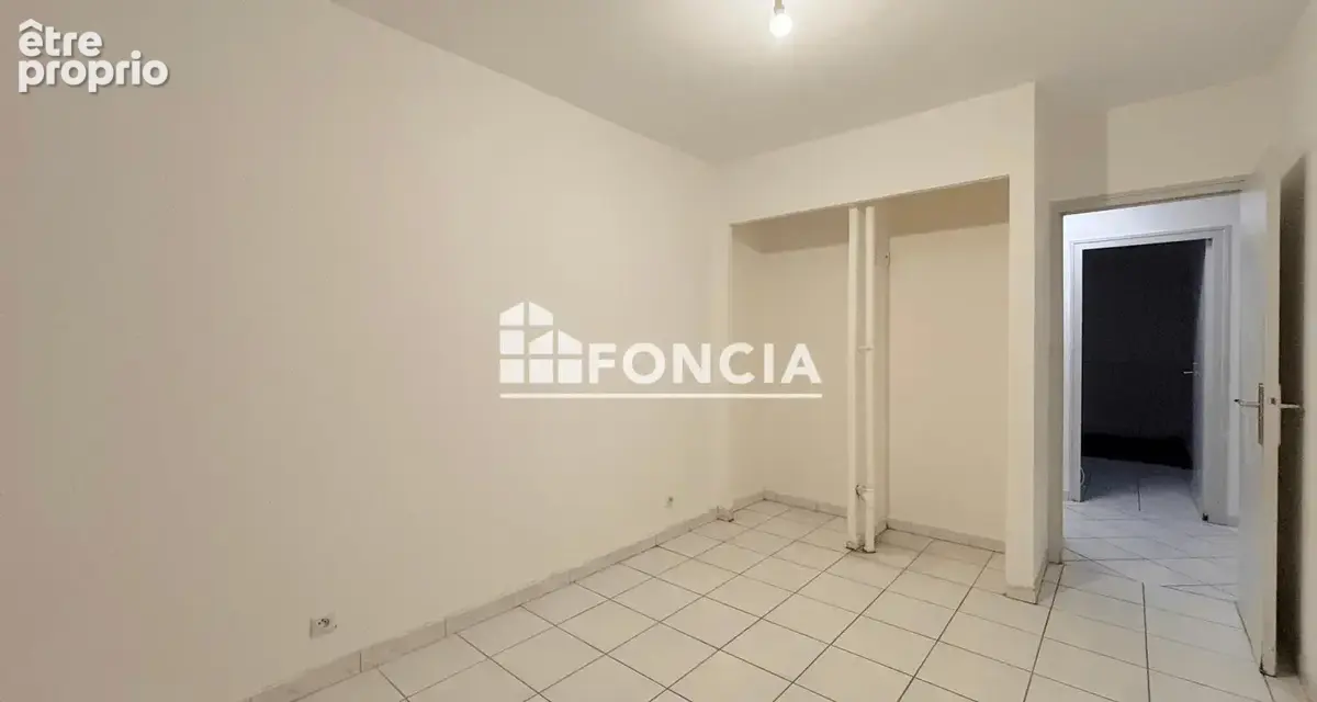 VALENCE appartement T5 - Rez-de-Chaussée - photo 10