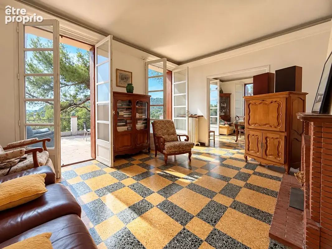 ** VUE Mer - Terrasse Ensoleillée** MAISON familiale et Dépendances **  (83430) SAINT MANDRIER SUR MER **Village) - photo 8