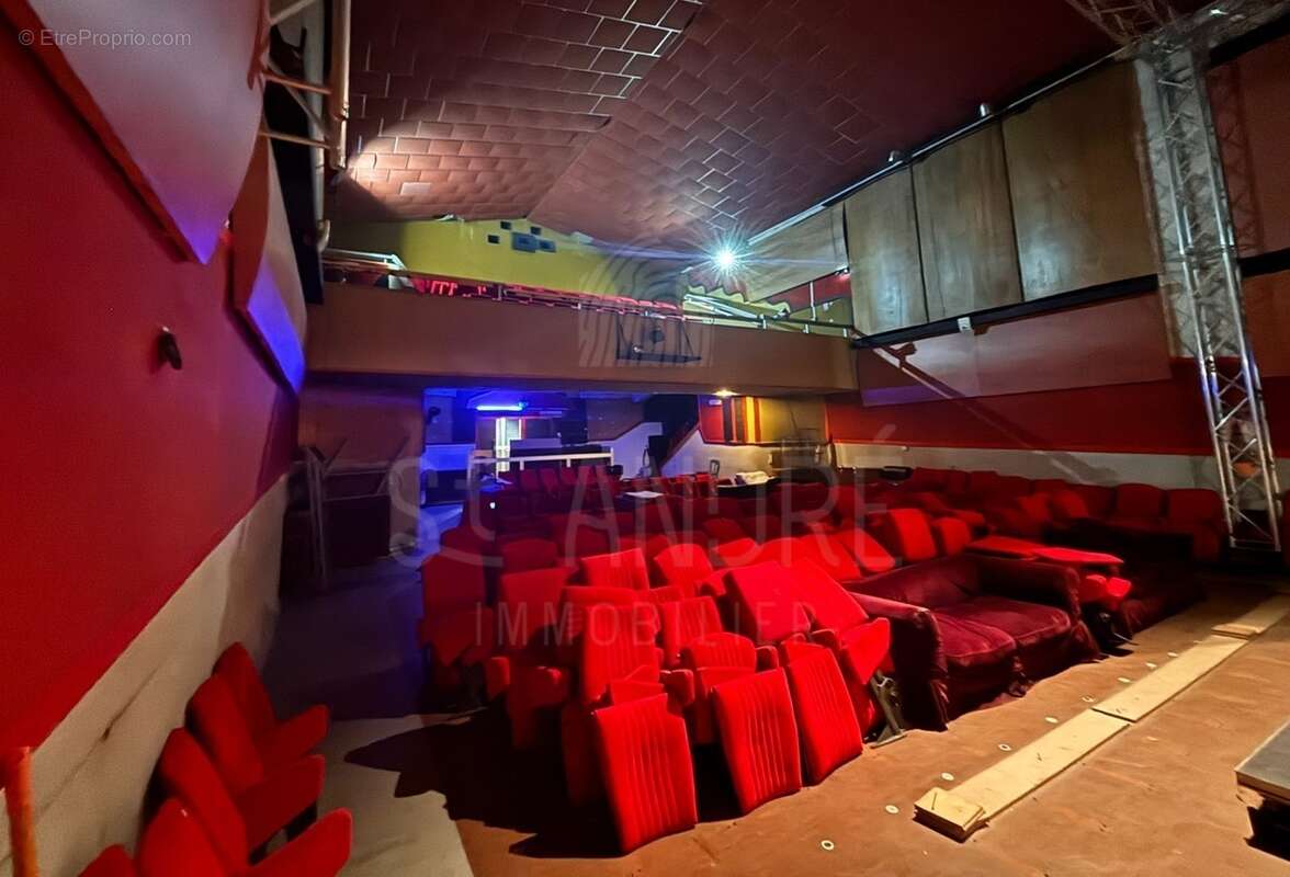 Commerce à LA COTE-SAINT-ANDRE