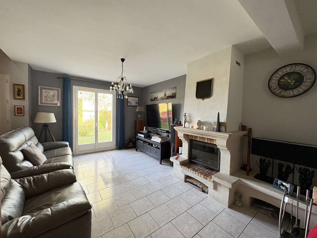 Maison à SEMBLANCAY