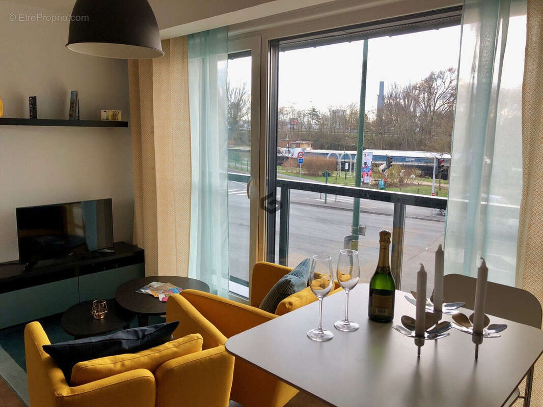Appartement 24 m² à Reims  - photo 2