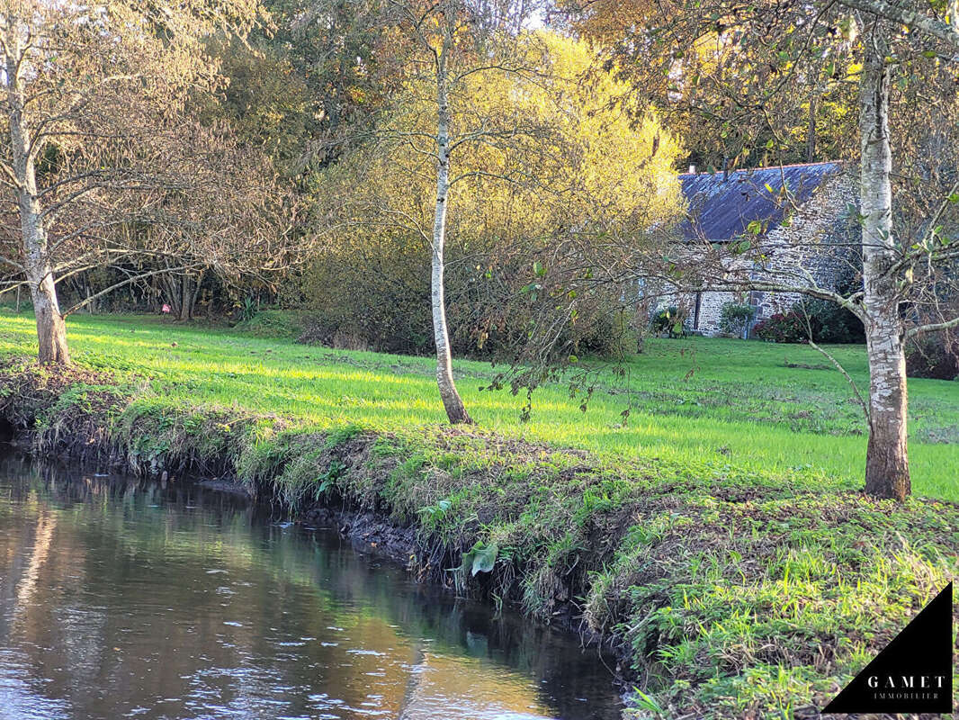 Maison à SAINT-BRICE-EN-COGLES