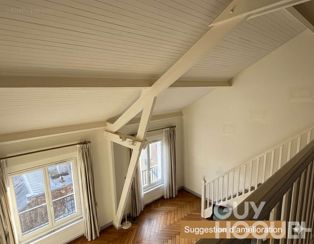 Appartement à VERSAILLES