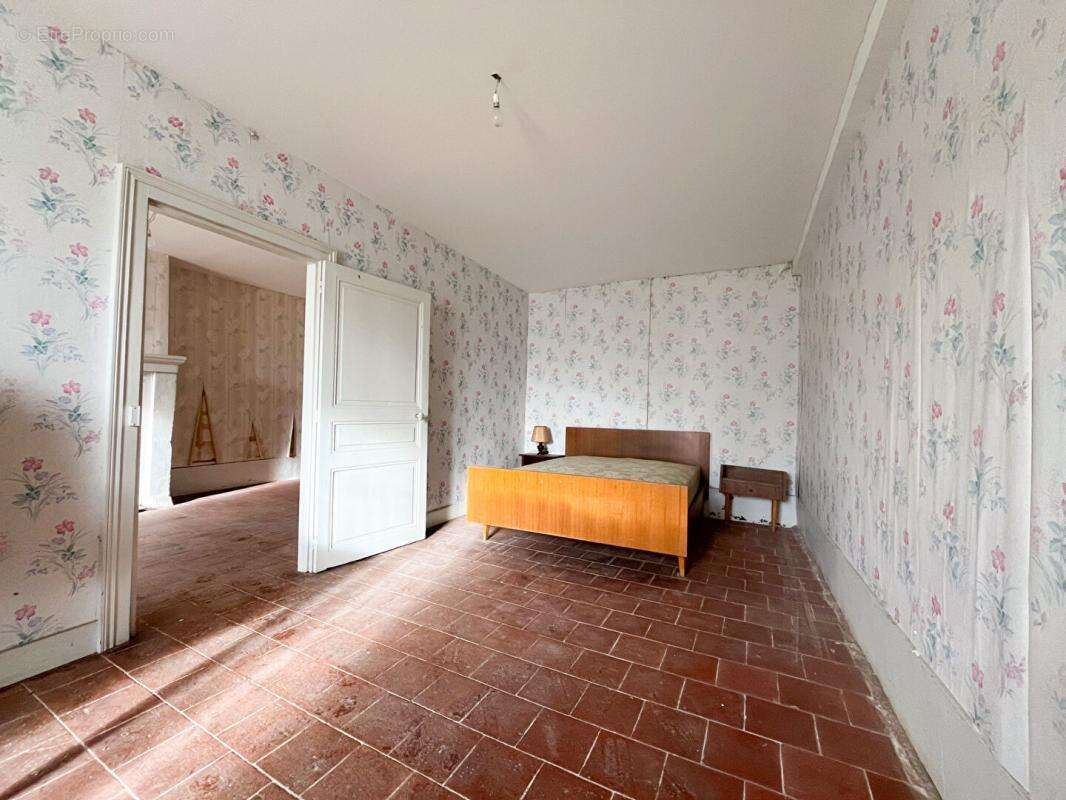Maison Rouvres Les Bois 3 pièce(s) 55 m2 - photo 4